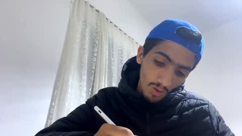 Snapshot of hihi9697 chatting on December 9, 11:45 pm hihi9697 online show from December 9, 11:45 pm