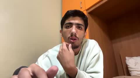 Snapshot of hihi9697 chatting on January 1, 10:21 am hihi9697 online show from January 1, 10:21 am