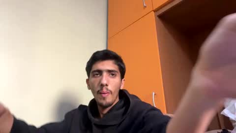 Snapshot of hihi9697 chatting on January 3, 1:14 pm hihi9697 online show from January 3, 1:14 pm