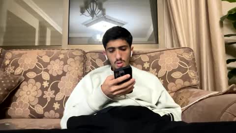 Snapshot of hihi9697 chatting on February 20, 11:54 pm hihi9697 online show from February 20, 11:54 pm