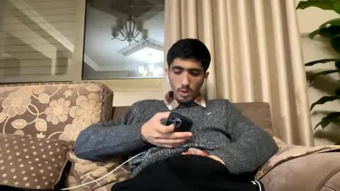 Snapshot of hihi9697 chatting on February 22, 11:57 pm hihi9697 online show from February 22, 11:57 pm