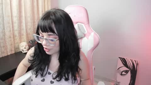 hikaru_arimura online show from January 3, 12:33 am