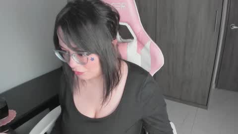 hikaru_arimura online show from November 20, 12:27 pm