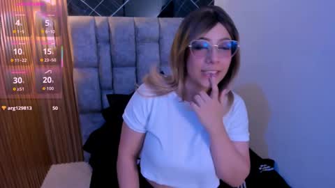 hikaru_dl online show from September 8, 10:20 pm