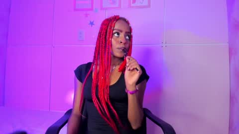 Snapshot of hillary_banks__ chatting on January 9, 8:03 am Hillary online show from January 9, 8:03 am