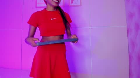 Snapshot of hillary_banks__ chatting on January 12, 8:25 am Hillary online show from January 12, 8:25 am