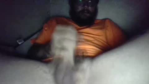 Snapshot of hilo420420 chatting on December 18, 3:18 pm hilo420420 online show from December 18, 3:18 pm