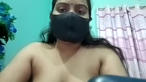 himuhimu22 online show from January 18, 4:31 pm