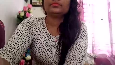 himuhimu22 online show from February 27, 3:36 am