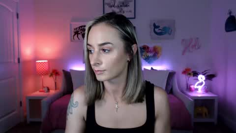 Holi Hurricane online show from February 12, 4:44 am