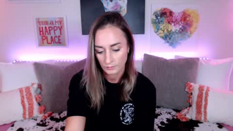 Holi Hurricane online show from November 25, 3:28 am