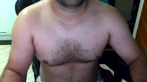 Snapshot of holiverbr chatting on December 14, 11:48 am Holie online show from December 14, 11:48 am