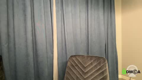 Snapshot of hollyextra chatting on October 24, 3:41 pm hollyextra online show from October 24, 3:41 pm