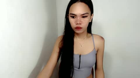 hollyhalo online show from October 15, 11:32 am