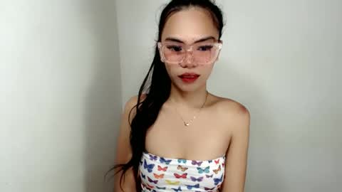 hollyhalo online show from October 16, 2:29 pm