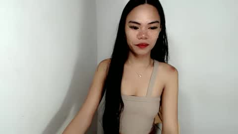 hollyhalo online show from October 18, 6:41 pm