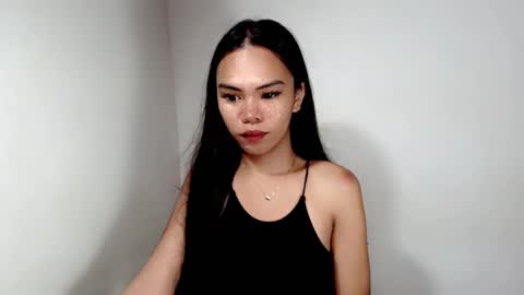 hollyhalo online show from November 4, 5:56 pm