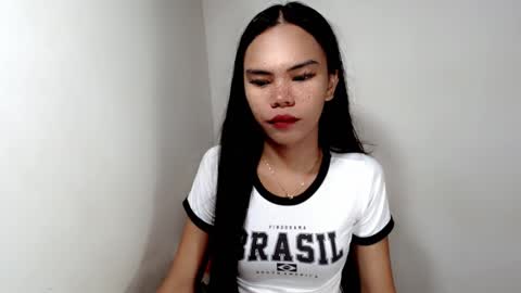 hollyhalo online show from November 11, 2:06 pm