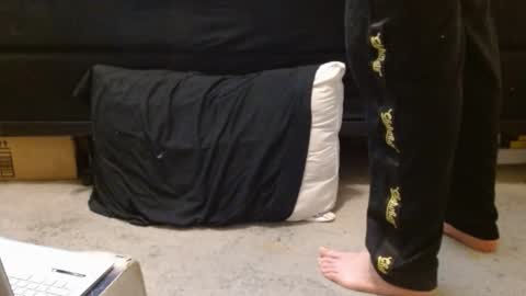 Snapshot of hollyhawkes chatting on January 17, 4:17 am Holly Hawkes online show from January 17, 4:17 am