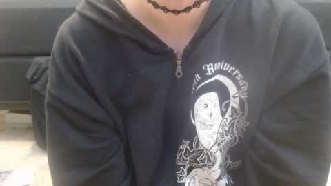 Snapshot of hollyhawkes chatting on February 23, 1:24 am Holly Hawkes online show from February 23, 1:24 am