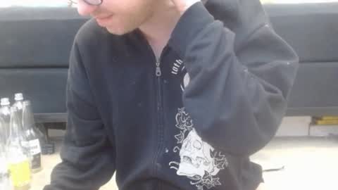 Snapshot of hollyhawkes chatting on February 27, 11:15 pm Holly Hawkes online show from February 27, 11:15 pm