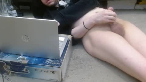 Snapshot of hollyhawkes chatting on February 28, 2:20 am Holly Hawkes online show from February 28, 2:20 am