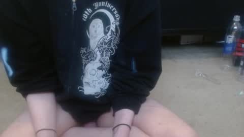 Snapshot of hollyhawkes chatting on September 30, 3:39 pm Holly Hawkes online show from September 30, 3:39 pm