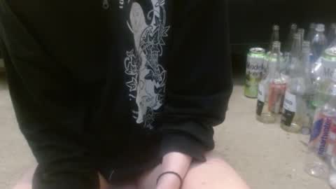 Snapshot of hollyhawkes chatting on October 12, 1:04 am Holly Hawkes online show from October 12, 1:04 am