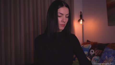 Holly Linder online show from September 11, 1:28 am