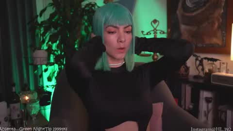 Holly Linder online show from September 27, 2:16 am