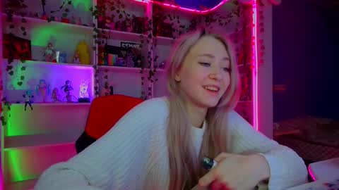 Snapshot of holy_rumi chatting on October 8, 11:19 am Rumi online show from October 8, 11:19 am