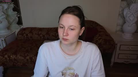 Snapshot of holybabydoll chatting on November 26, 11:50 pm holybabydoll online show from November 26, 11:50 pm