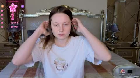 Snapshot of holybabydoll chatting on December 3, 11:52 am holybabydoll online show from December 3, 11:52 am