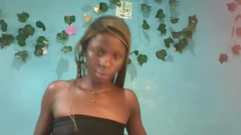 Queen online show from September 30, 8:08 am