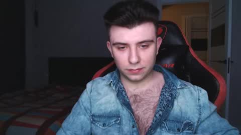 Snapshot of honey_furry chatting on February 21, 12:05 am Wolfy online show from February 21, 12:05 am