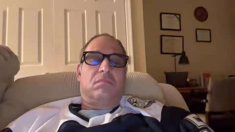 honey_man14 online show from December 10, 4:24 am