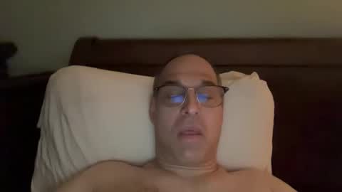 honey_man14 online show from October 12, 2:38 pm