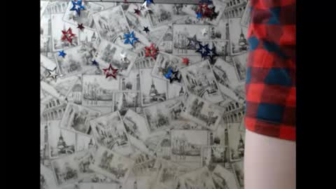 Lina online show from November 30, 9:30 pm