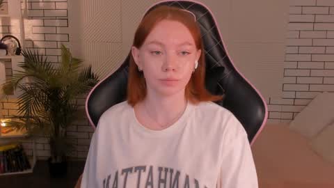 honeyautumn online show from December 6, 2:57 am