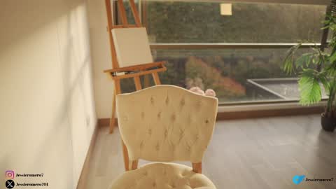 Jessie   online show from January 4, 10:34 pm