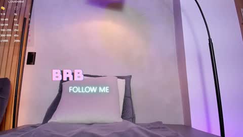 Sofia independent model online show from January 17, 11:17 am