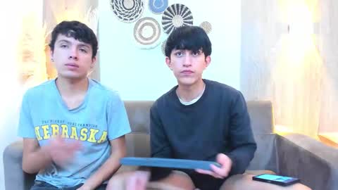 Snapshot of hoot_booys_ chatting on November 21, 8:18 pm hoot_booys_ online show from November 21, 8:18 pm