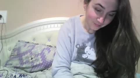 Snapshot of hootloove69 chatting on January 18, 8:30 pm hootloove69 online show from January 18, 8:30 pm