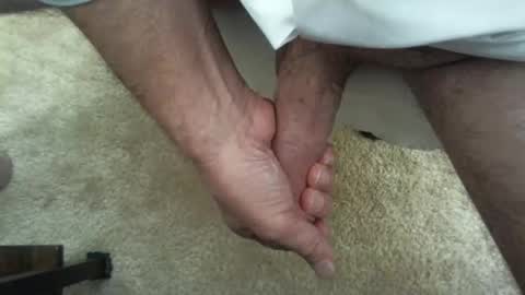 Snapshot of hornyallday_6969 chatting on October 27, 7:18 pm hornyallday_6969 online show from October 27, 7:18 pm