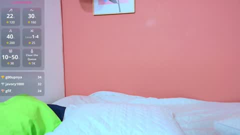 Khloe  online show from January 16, 10:34 pm