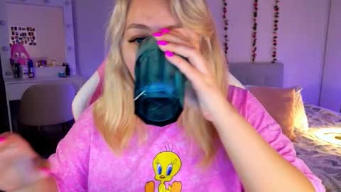 HornyCakee online show from November 22, 2:16 pm