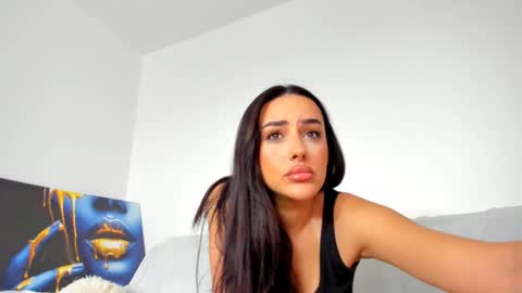 Emma online show from December 3, 9:00 am