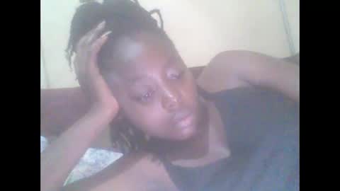 hornygal001 online show from November 3, 3:08 am