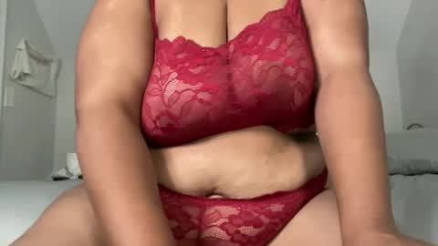 hornyhottykitten online show from October 2, 4:30 am