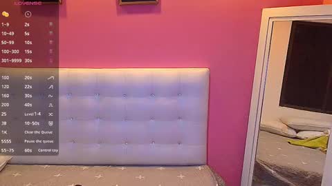 Snapshot of hornyhousekeeper_ chatting on February 21, 12:28 pm Valentina online show from February 21, 12:28 pm